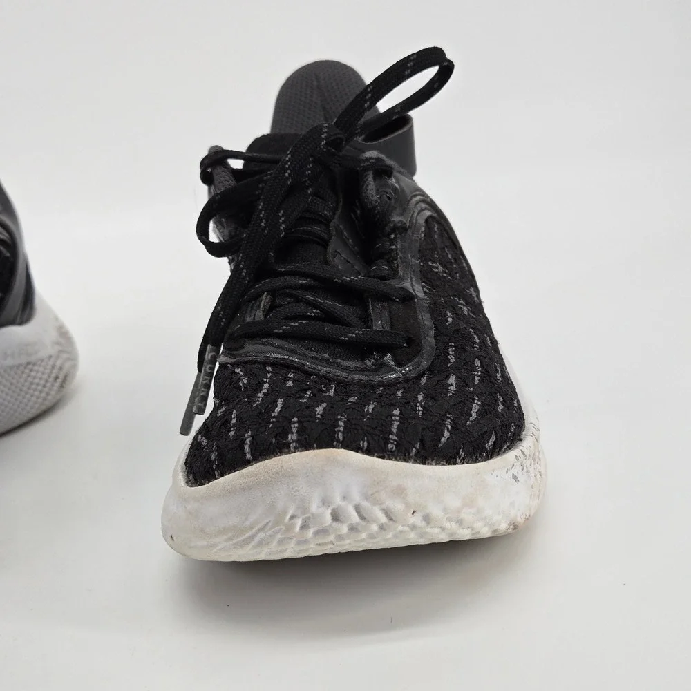 Under Armour Curry Flow 9 Team Black White‎ Youth 3.5 Women 5 Basketball Shoe
